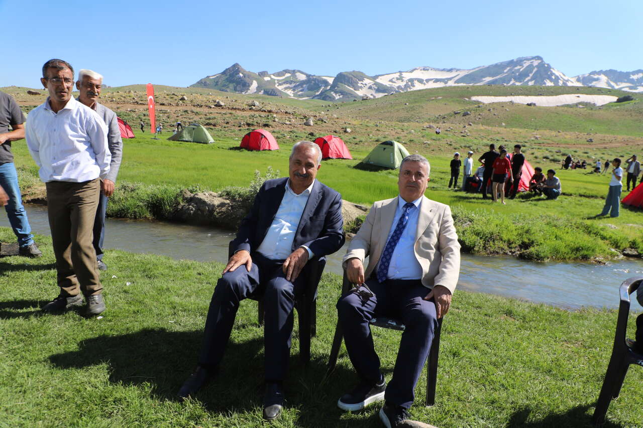 Berçelan Yaylası'nda 2 Bin 500 Kadınla 'Terörsüz Türkiye' Mesajı 48