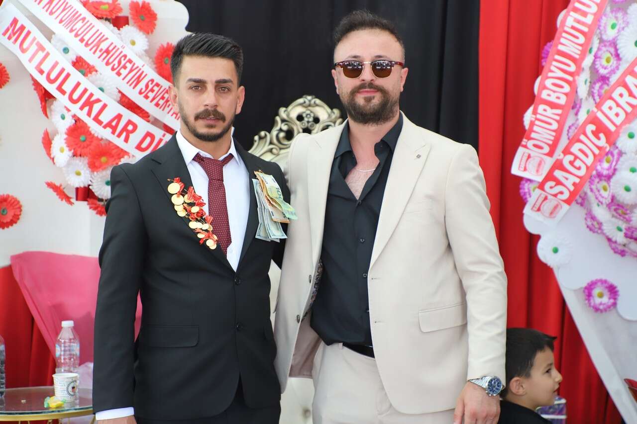 Erkaya Ailesinin Görkemli Düğünü 9