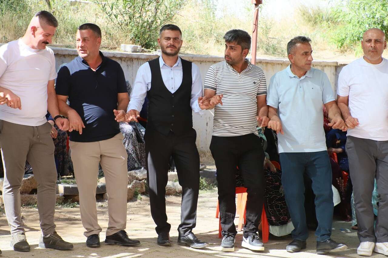 Ertuş Ailesinin Görkemli Düğünü 33