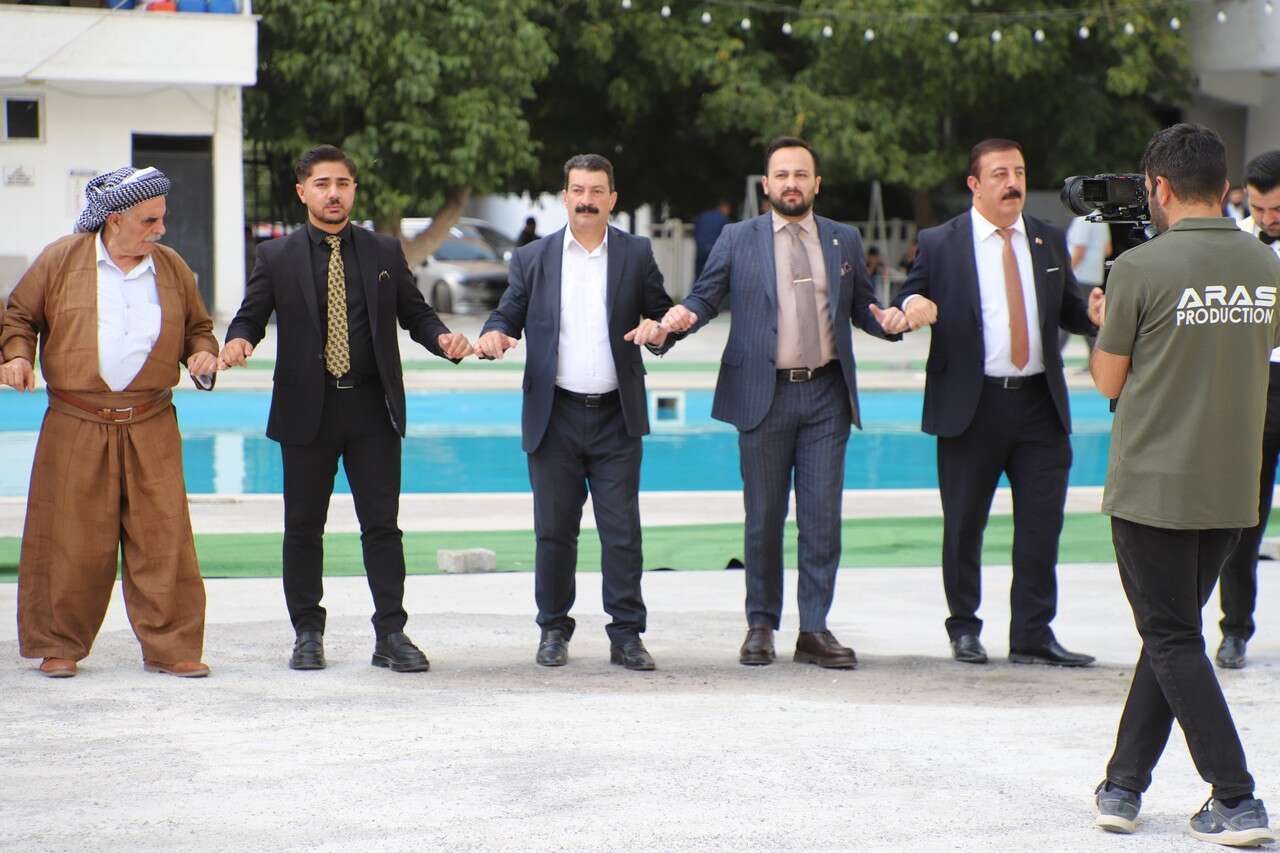 Demir Ailesinin Görkemli Düğünü 13
