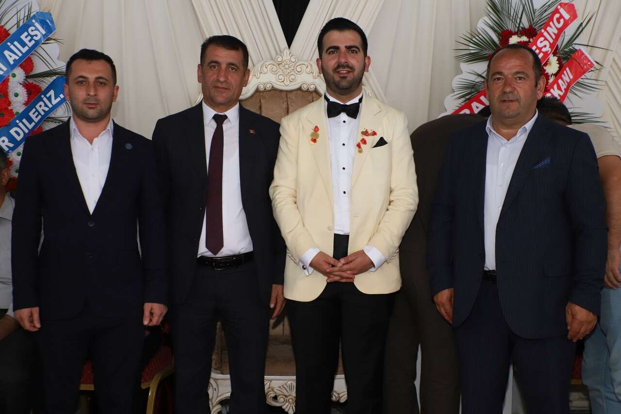 Demir Ailesinin Görkemli Düğünü 6