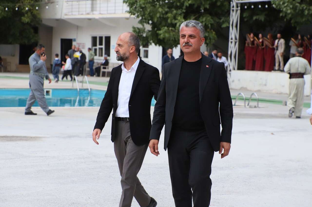 Demir Ailesinin Görkemli Düğünü 24