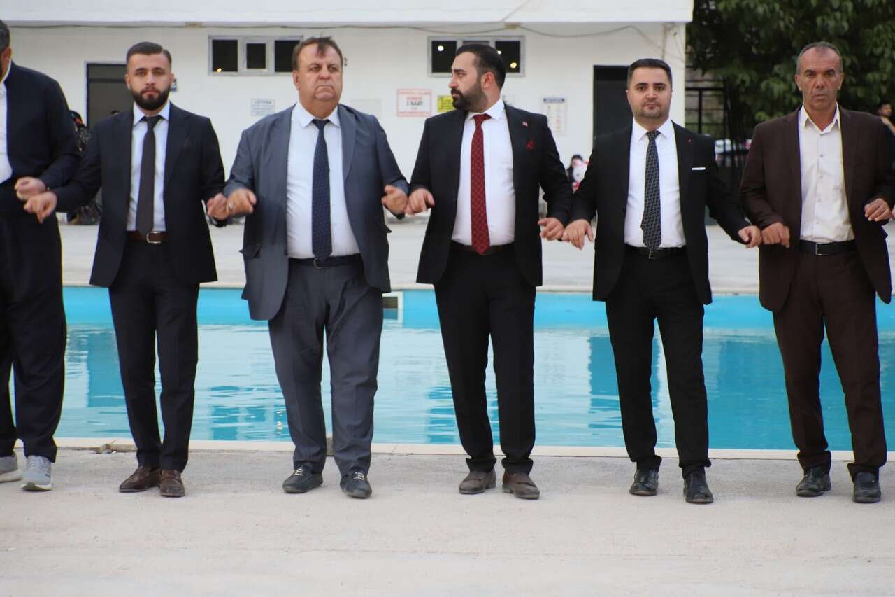 Demir Ailesinin Görkemli Düğünü 33