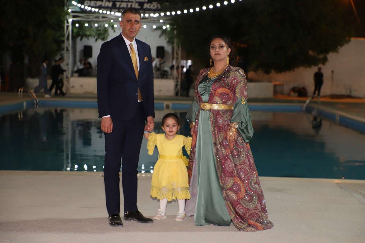 Demir Ailesinin Görkemli Düğünü 65