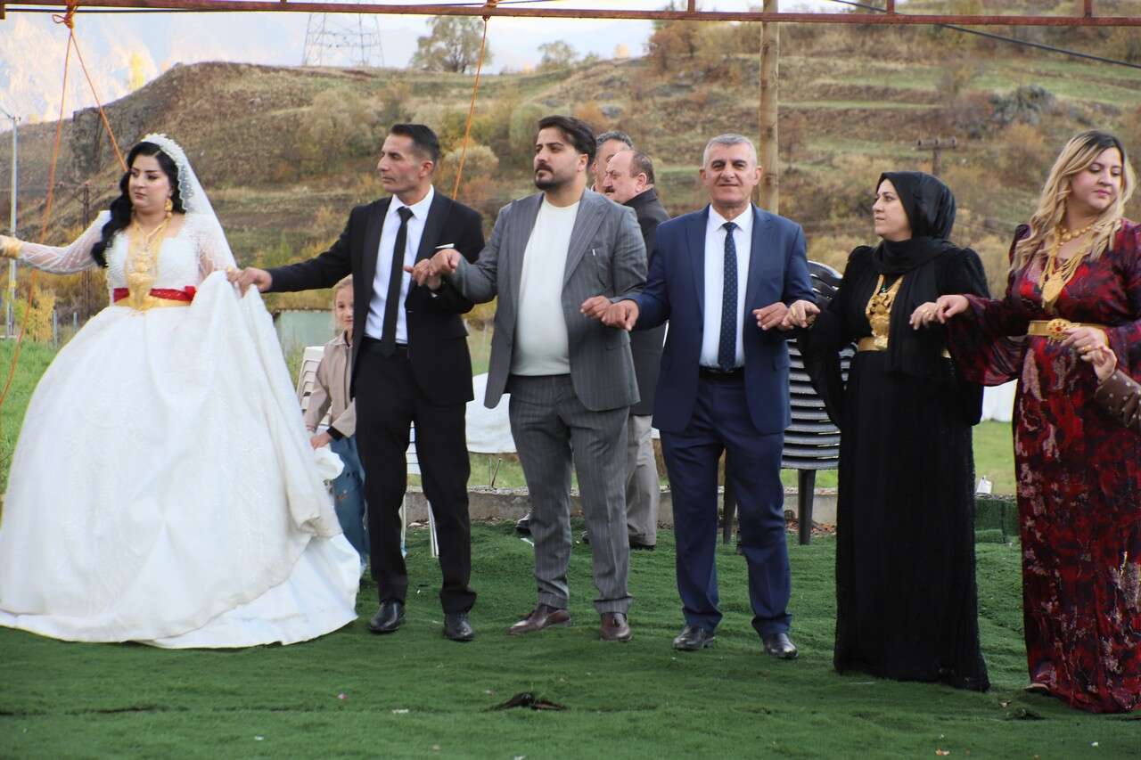 Gür Ailesinin Görkemli Düğünü 36