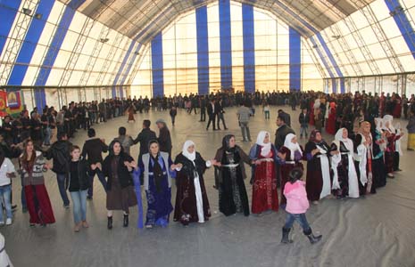 01-02-2014 Kasım Ayı Hakkari Düğünleri 26