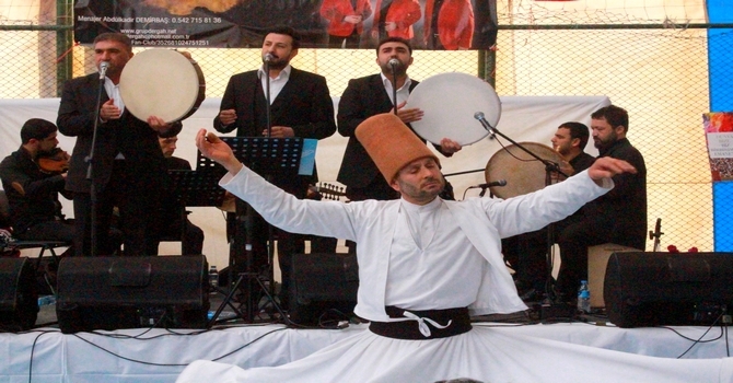 Hakkari'de ilk defa semazen gösterisi düzenlendi 7