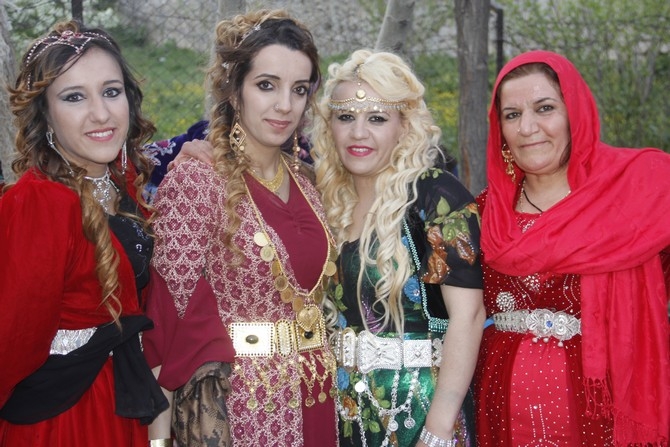 02-03- Mayıs 2015 Hakkari düğünleri 18