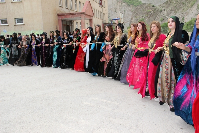 9-10 2015 Mayıs Ayı Hakkari Düğünleri 15