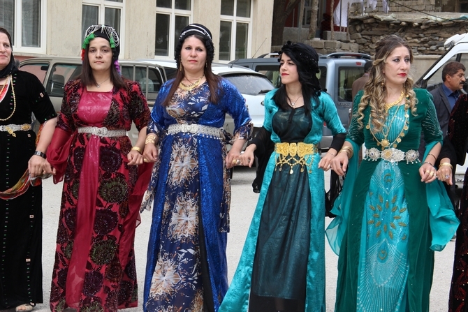 9-10 2015 Mayıs Ayı Hakkari Düğünleri 16