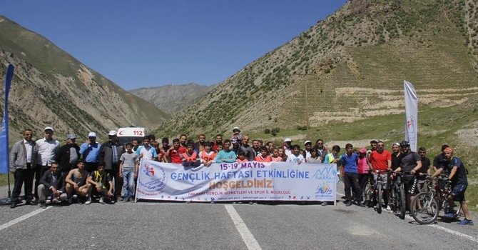 Hakkari'de rafting heyecanı 1