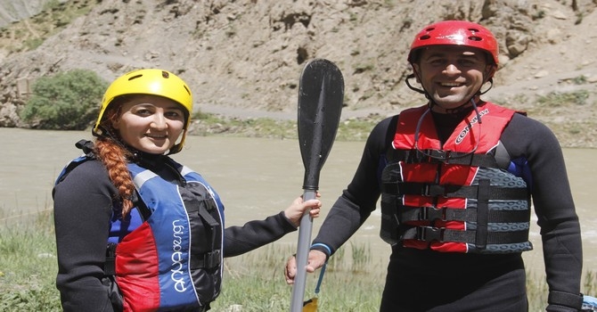 Hakkari'de rafting heyecanı 10