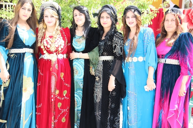 16-17 2015 Mayıs Ayı Hakkari Düğünleri 9
