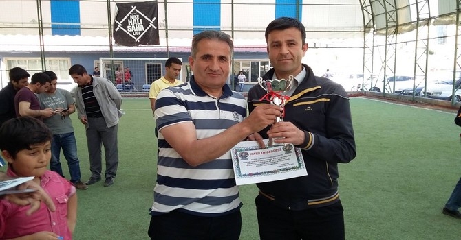 Turnuva şampiyonları belirlendi 1