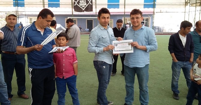 Turnuva şampiyonları belirlendi 10