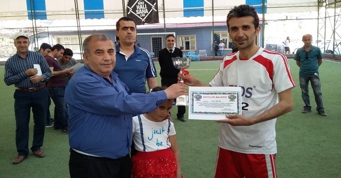 Turnuva şampiyonları belirlendi 26