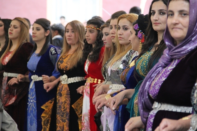 23-24-2015 Mayıs Ayı Hakkari Düğünleri (2) 16