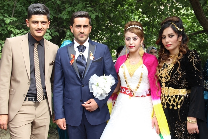 23-24-2015 Mayıs Ayı Hakkari Düğünleri (2) 20