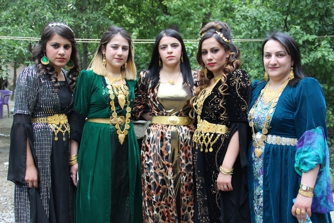 23-24-2015 Mayıs Ayı Hakkari Düğünleri (2) 7