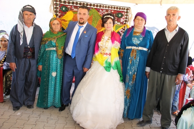 13-14-2015 Haziran Ayı Hakkari Düğünleri 44