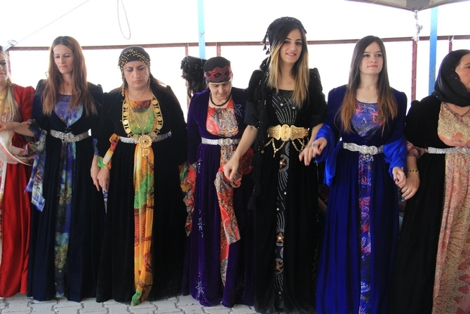 Kaçmaz Ailesinin Mutlu Günü 23