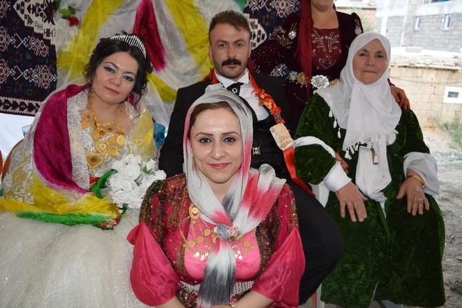 22-23-2015 Ağustos Ayı Hakkari Düğünleri(2) 18
