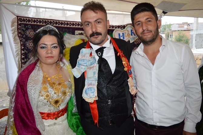 22-23-2015 Ağustos Ayı Hakkari Düğünleri(2) 21