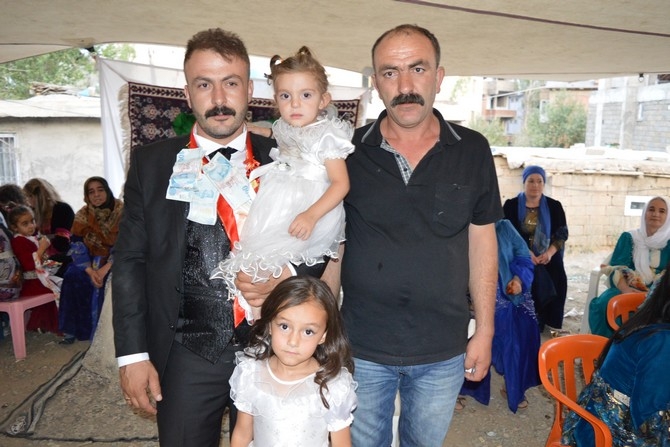 22-23-2015 Ağustos Ayı Hakkari Düğünleri(2) 25
