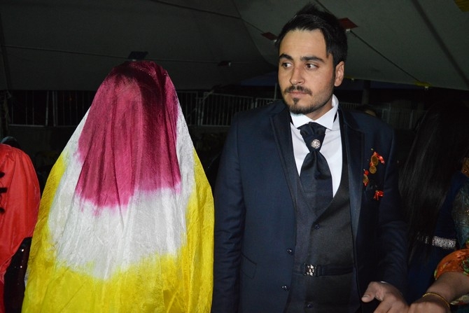 22-23-2015 Ağustos Ayı Hakkari Düğünleri(2) 3