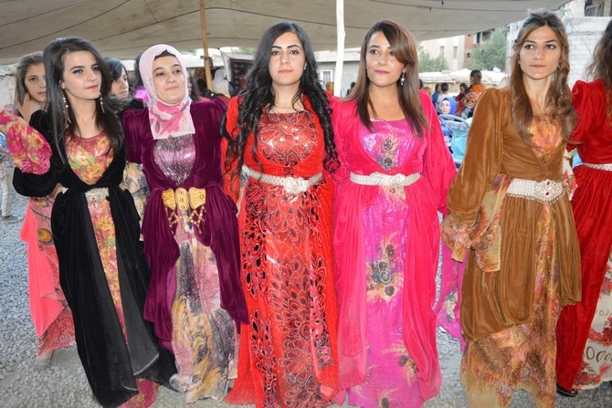 22-23-2015 Ağustos Ayı Hakkari Düğünleri(2) 31