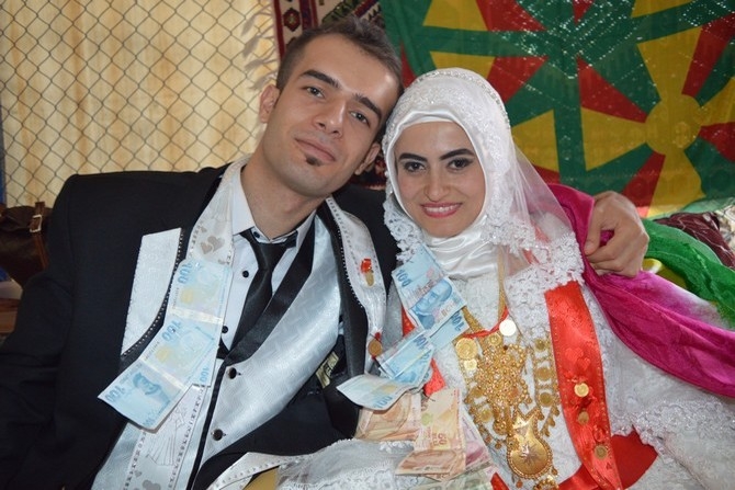 22-23-2015 Ağustos Ayı Hakkari Düğünleri(2) 4