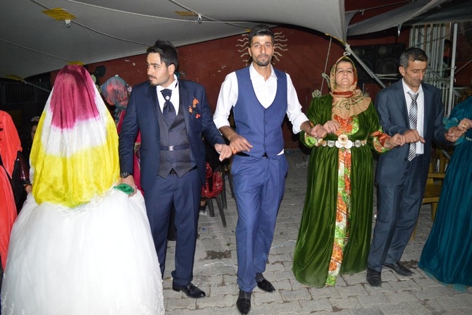 22-23-2015 Ağustos Ayı Hakkari Düğünleri(2) 47