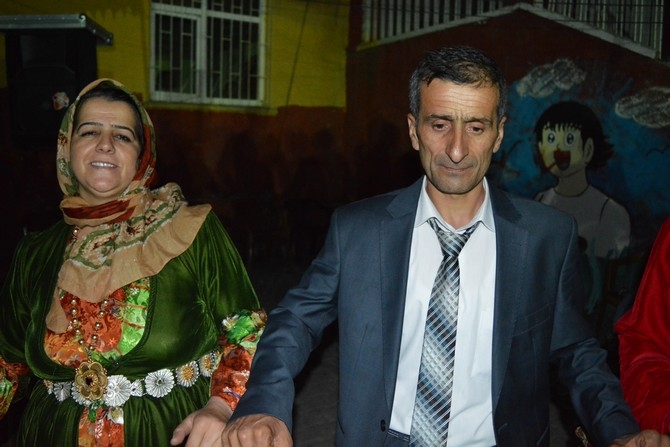 22-23-2015 Ağustos Ayı Hakkari Düğünleri(2) 55