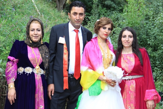 29-30-2015 Ağustos Ayı Hakkari Düğünleri 43