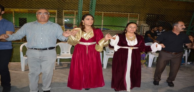 Akdağ ile Topuz ailesinin mutlu günü 15