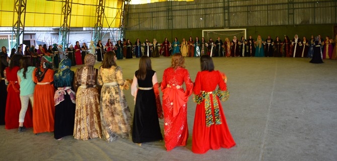 Akdağ ile Topuz ailesinin mutlu günü 3
