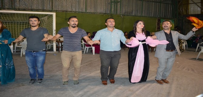 Akdağ ile Topuz ailesinin mutlu günü 9