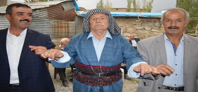 05-06-2015 Eylül Ayı Hakkari Düğünleri 100