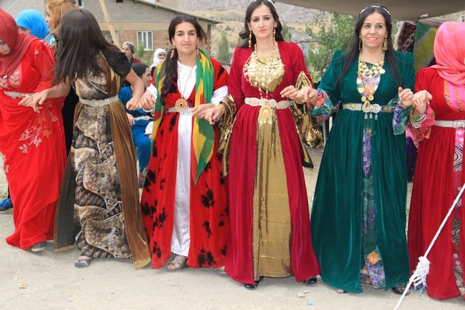 05-06-2015 Eylül Ayı Hakkari Düğünleri 54