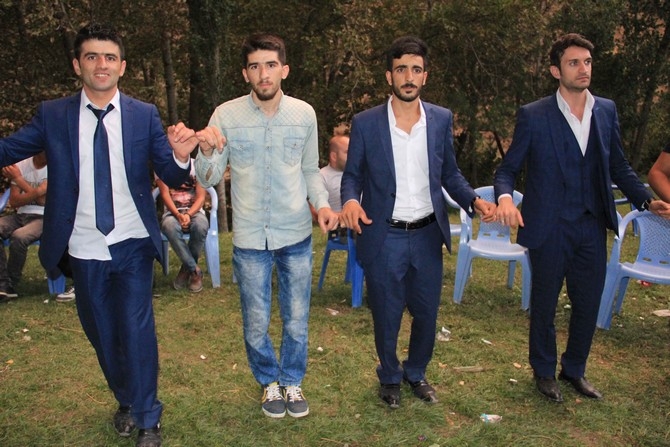 05-06-2015 Eylül Ayı Hakkari Düğünleri 73