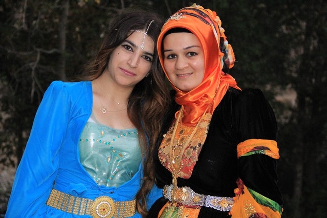 05-06-2015 Eylül Ayı Hakkari Düğünleri 78