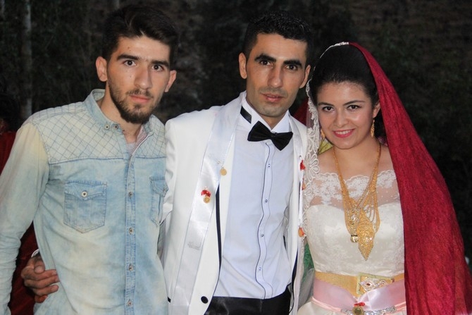 05-06-2015 Eylül Ayı Hakkari Düğünleri 84