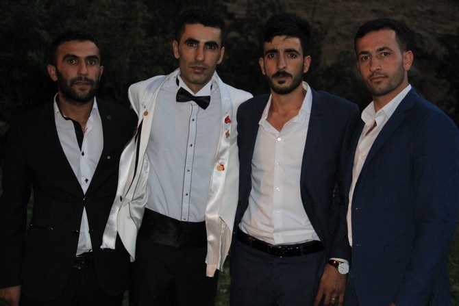 05-06-2015 Eylül Ayı Hakkari Düğünleri 87