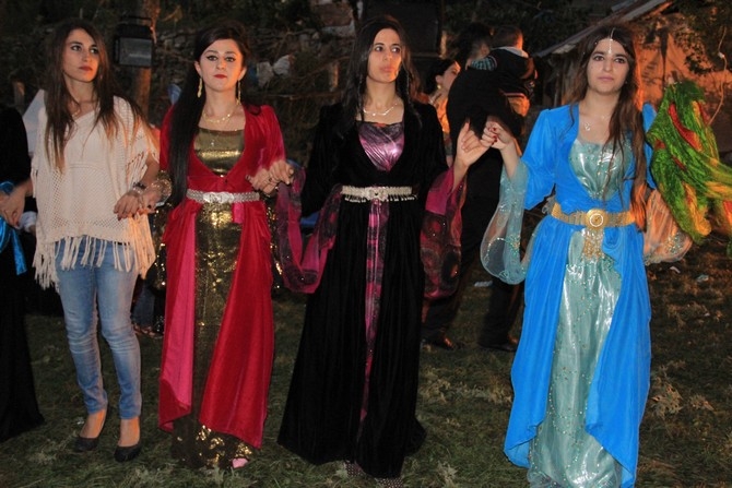 05-06-2015 Eylül Ayı Hakkari Düğünleri 90