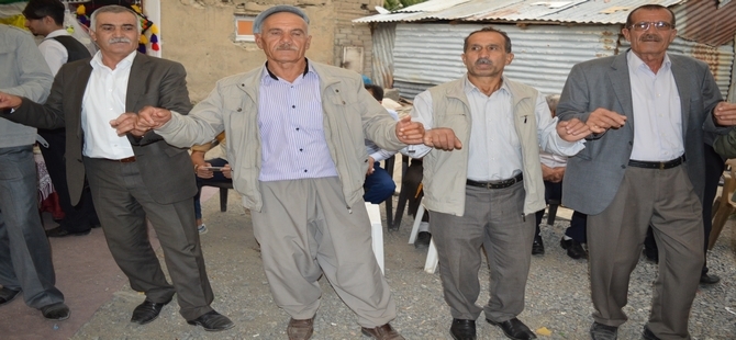 05-06-2015 Eylül Ayı Hakkari Düğünleri 98