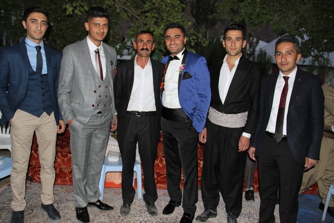 17-18-2015 Ekim Ayı Hakkari Düğünleri 109