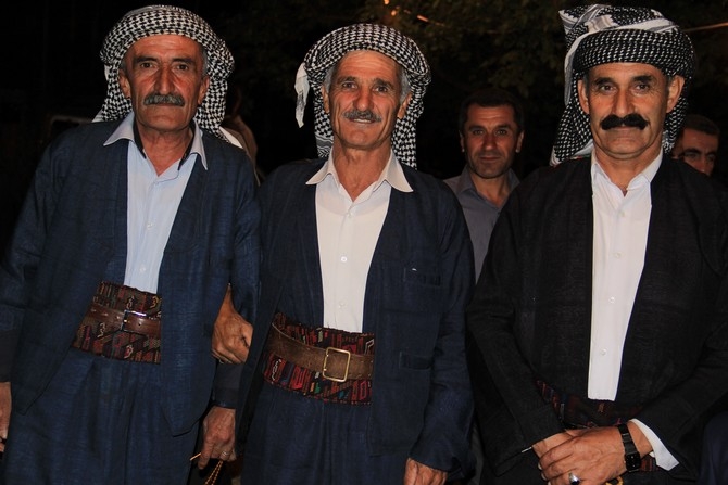 17-18-2015 Ekim Ayı Hakkari Düğünleri 144