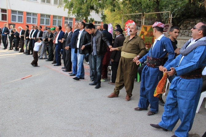 17-18-2015 Ekim Ayı Hakkari Düğünleri 17