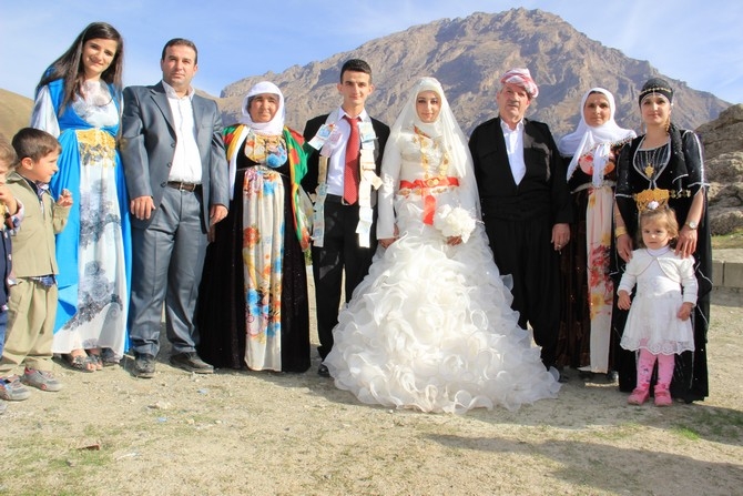 17-18-2015 Ekim Ayı Hakkari Düğünleri 33