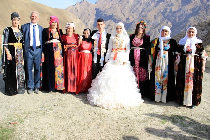 17-18-2015 Ekim Ayı Hakkari Düğünleri 42